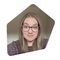 Harriet Hughes headshot